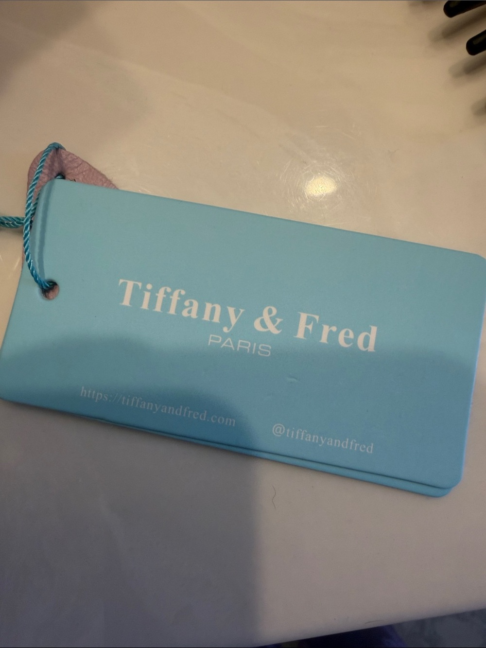 Tiffany & Fred. Pink Chain Crossbody with Gold Hardware - Picture 6 of 8